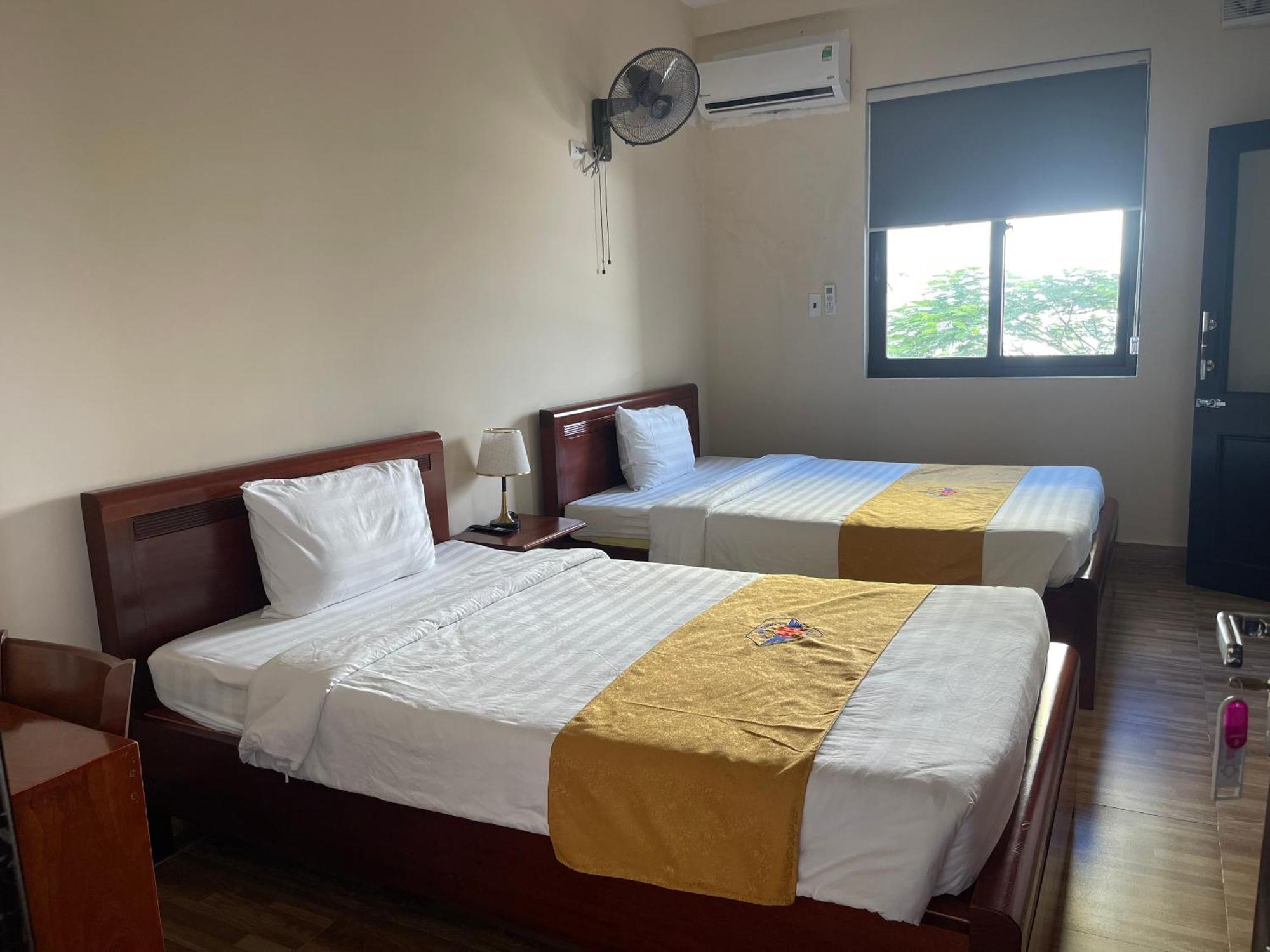 Khach San Hoa Binh Quang Tri Hotel Dong Ha ภายนอก รูปภาพ